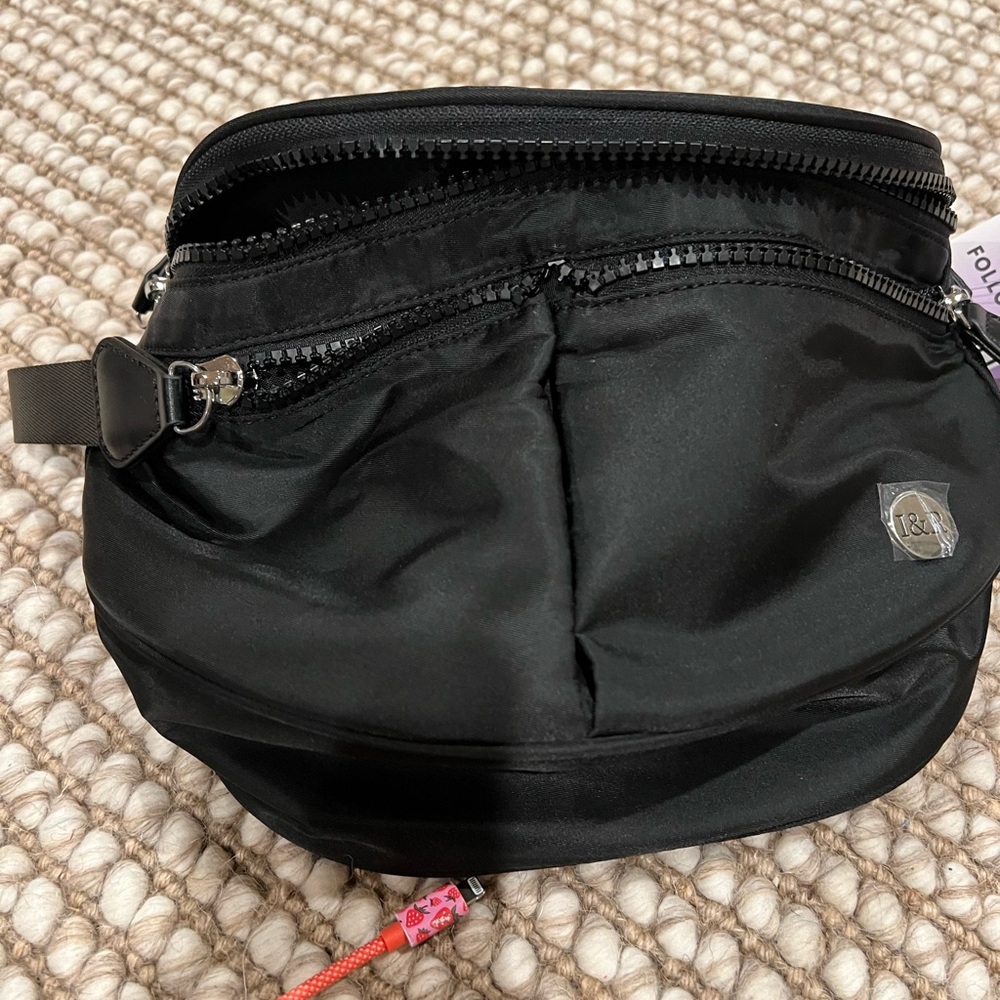 Chic Black Crossbody Bag by T&M